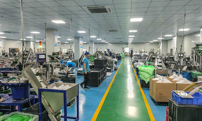 Ningbo Yolanda Spray Co., Ltd. dây chuyền sản xuất của nhà sản xuất